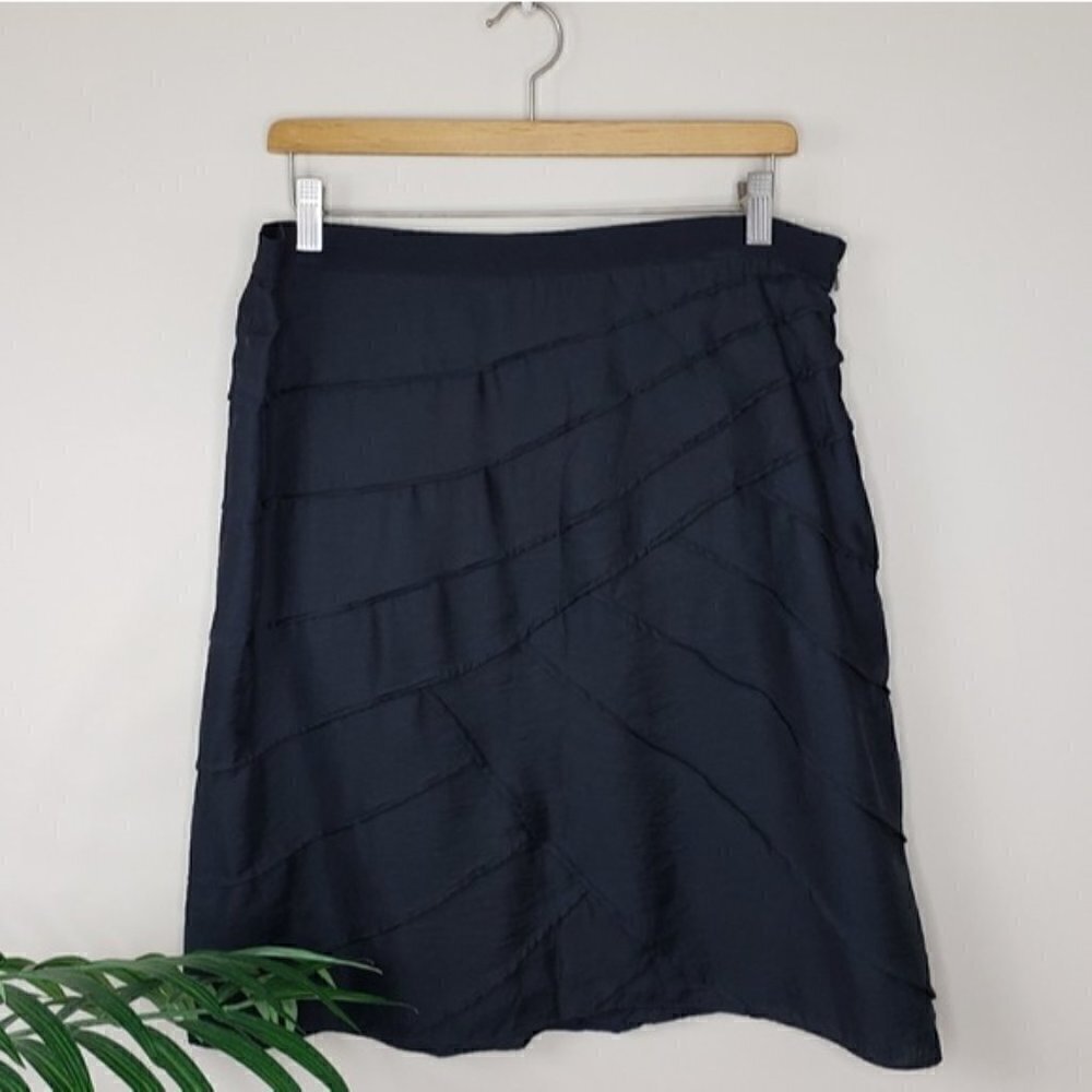 AK Anne Klein Black Tiered Look Skirt Size 8 Work Office Business Casual